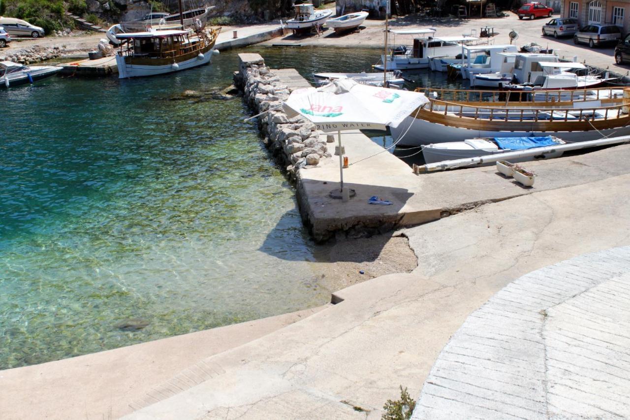 Apartments With A Parking Space Sali, Dugi Otok - 8172 Buitenkant foto